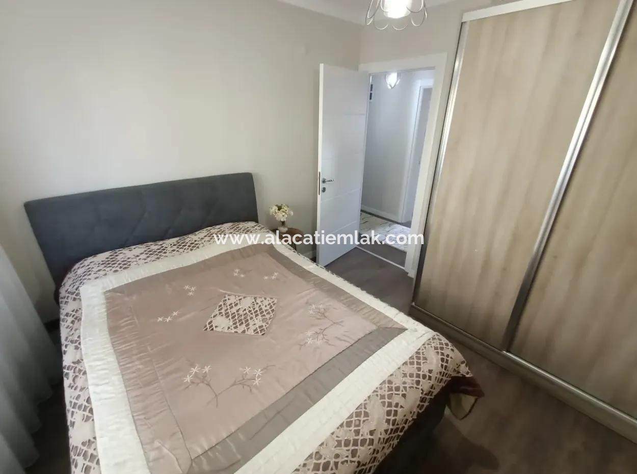 2 1 Geräumige Wohnung Zum Verkauf Im Zentrum Von Cesme