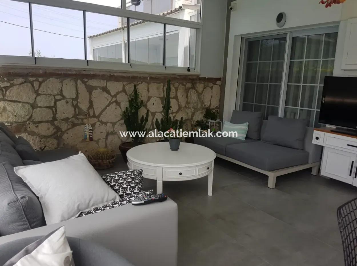 Villa Mit Freistehendem Pool Zu Verkaufen In Çeşme Alacati