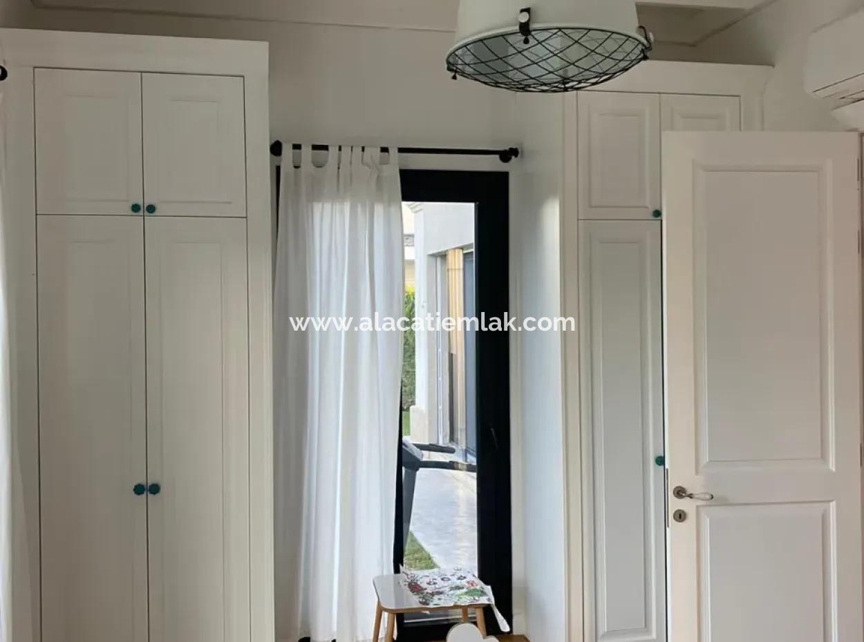 Freistehende Villa Zur Monatlichen Miete In Çeşme Mamurbaba