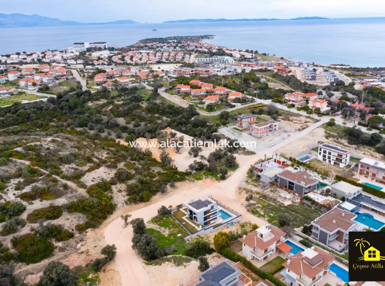 % Grundstück Zum Verkauf Mit Einzelwohngebiet In Çeşme Dalyan