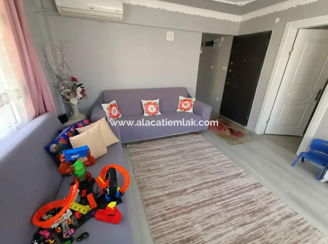 2 1 Und 1 1 Wohnung Mit Terrasse Zum Verkauf In Cesme