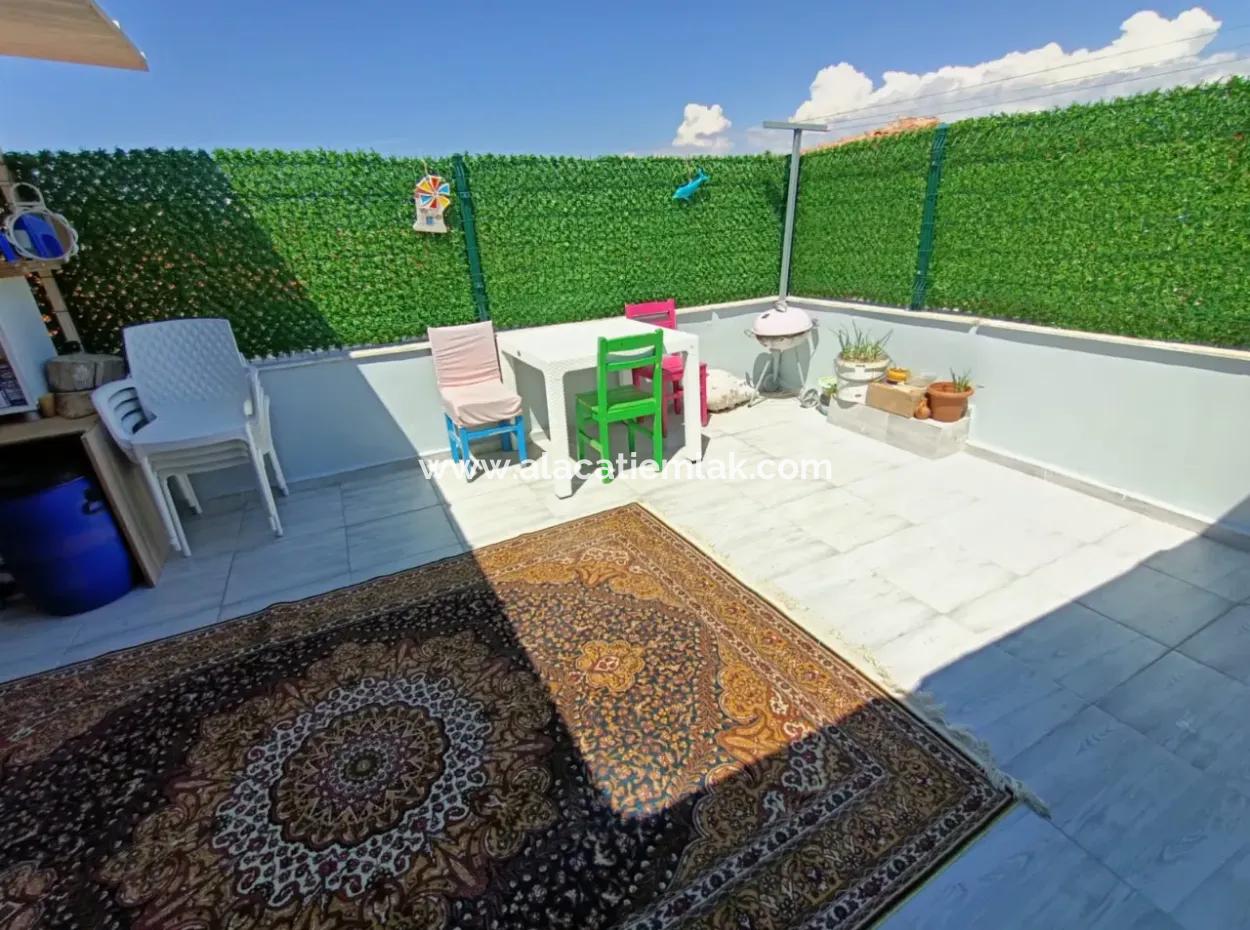 2 1 Und 1 1 Wohnung Mit Terrasse Zum Verkauf In Cesme