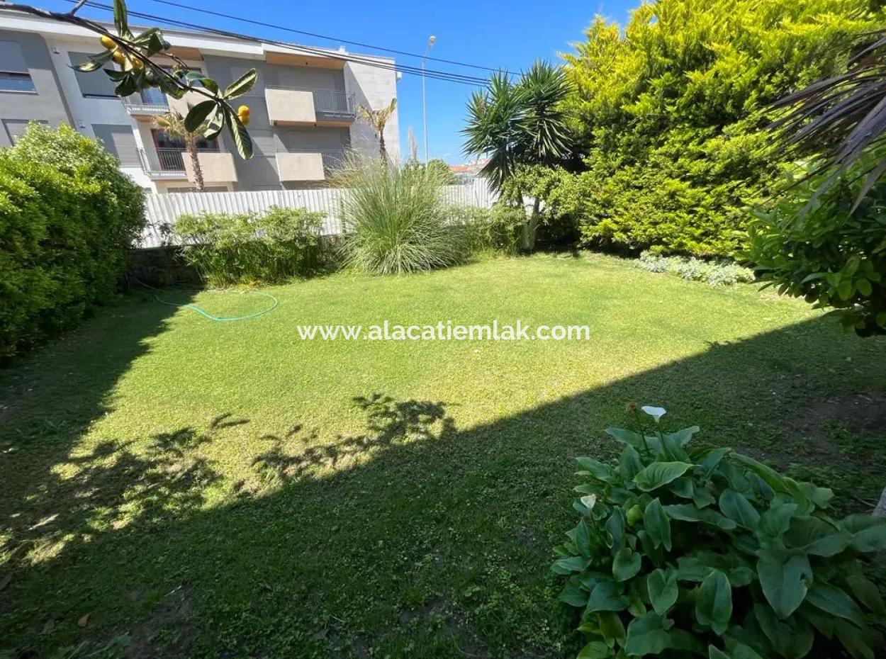Grosse Gartenetage In Der Nähe Von Cesme Marina Saisonmiete 2 1 Wohnung