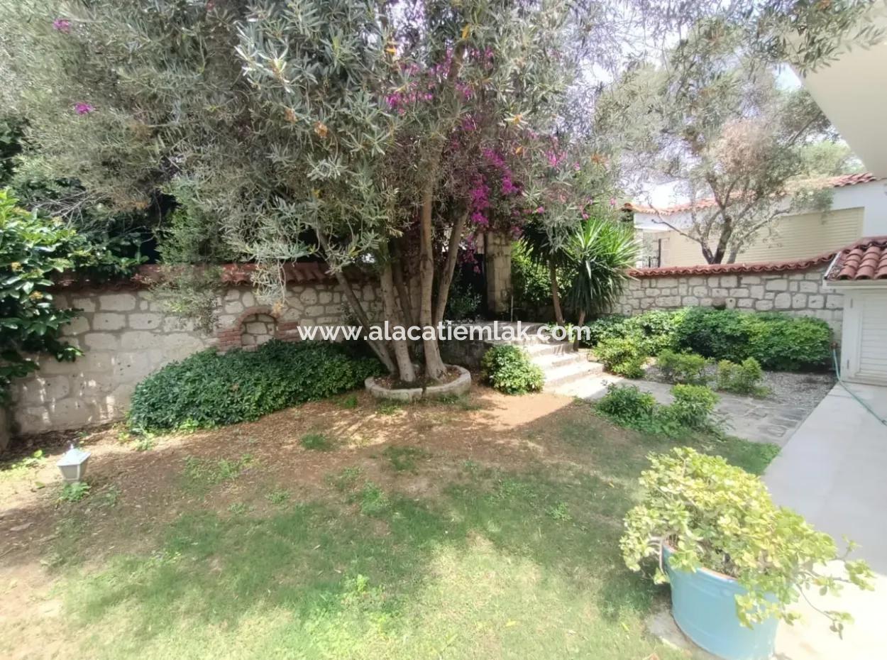 In Der Nähe Von Cesme Ayayorgiye Monatsmiete Freistehender Pool 3 1 Villa