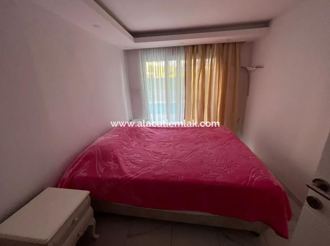 Triplex Villa Mit Freistehendem Pool Zur Jahresmiete Im Zentrum Von Cesme