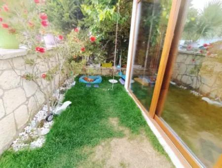 Saisonale Villa Zur Miete Mit Freistehendem Pool In Cesme Alacati