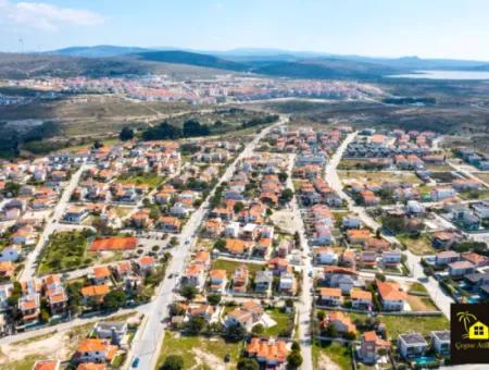 Grundstück Zum Verkauf Mit Doppelresidenzen In Çeşme Reisdere