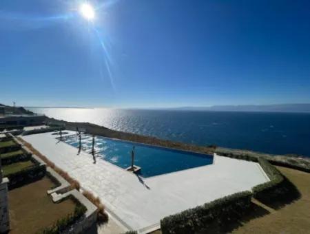 Wohnung Mit Infinity-Pool Zum Verkauf In Cesme Ayasaranda 2 1 Garten