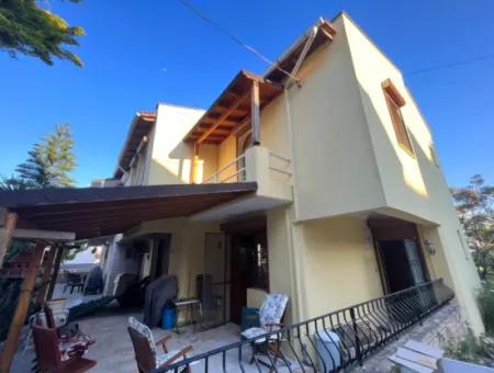 Çeşme Dalyan Marina In Der Nähe Der Jahresmiete 3 1 Maisonette-Villa