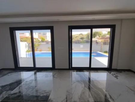 4 1 Zero Luxusvilla Mit Freistehendem Pool In Cesme Sifne