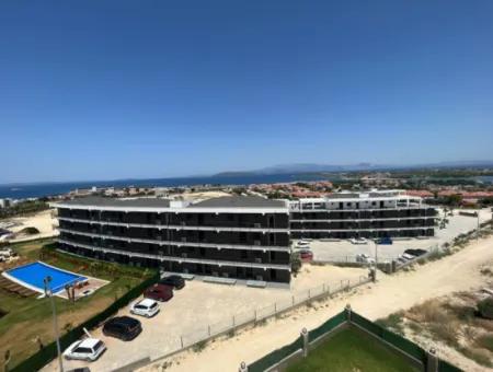 Volles Meer Manz Bei Çeşme Ayasaranda. 2-In-1-Residenzwohnung Mit Terrasse