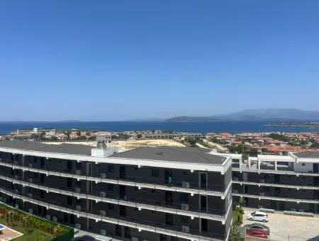 Volles Meer Manz Bei Çeşme Ayasaranda. 2-In-1-Residenzwohnung Mit Terrasse