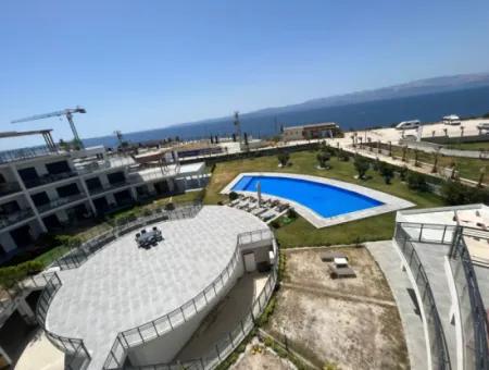 Volles Meer Manz Bei Çeşme Ayasaranda. 2-In-1-Residenzwohnung Mit Terrasse