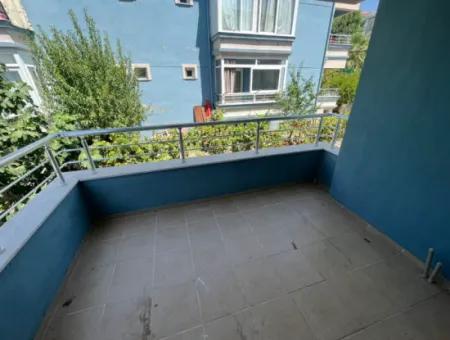 Arakat 2 1 Wohnung Mit Balkon In Der Nähe Des Zentralen Yachthafens Von Cesme