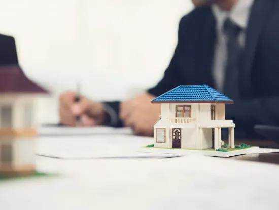 Çeşme Atilla Real Estate. Über Çeşme Immobilien