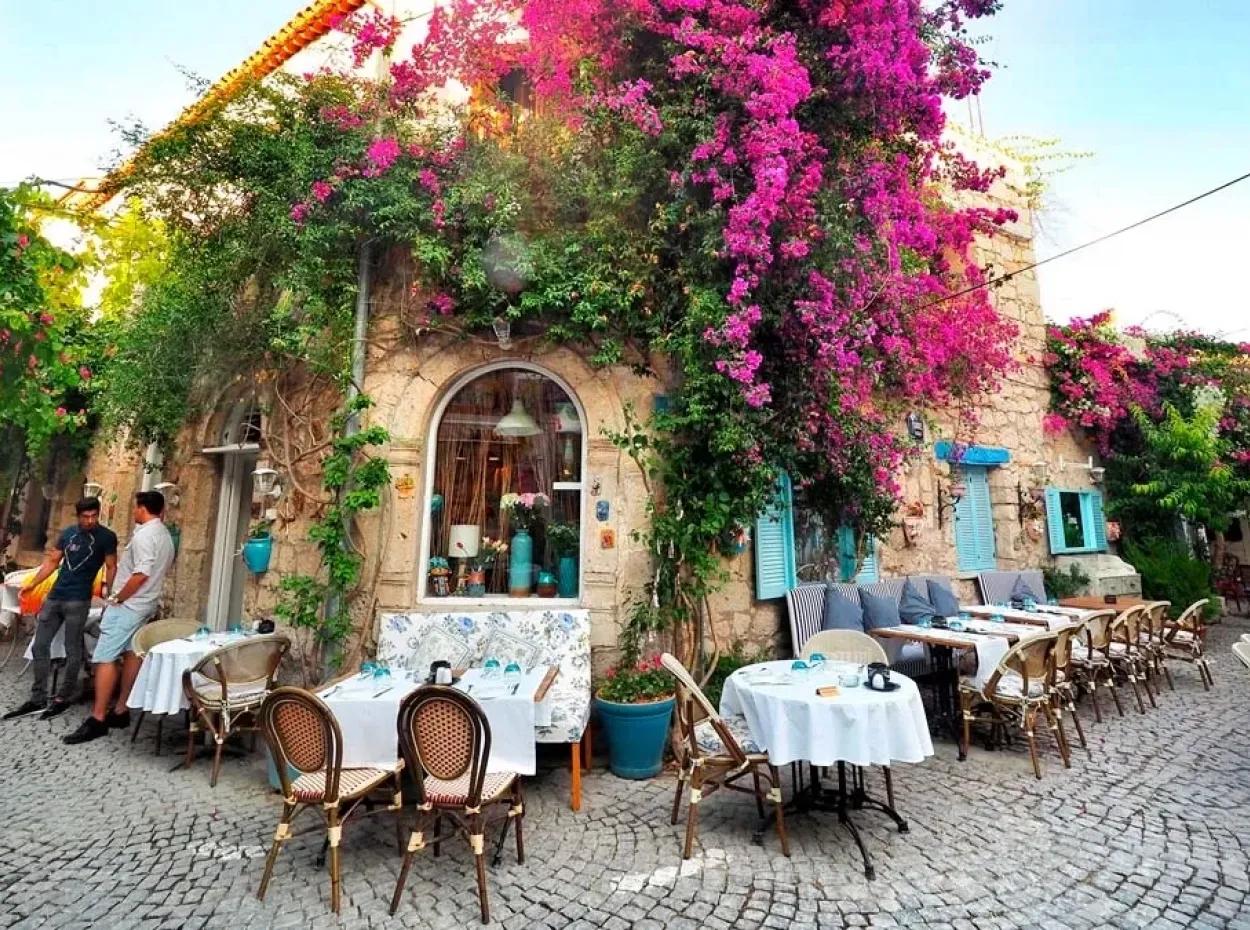 Real Estate In Alacati, Cesme. Real Estate Ads In Alacati.