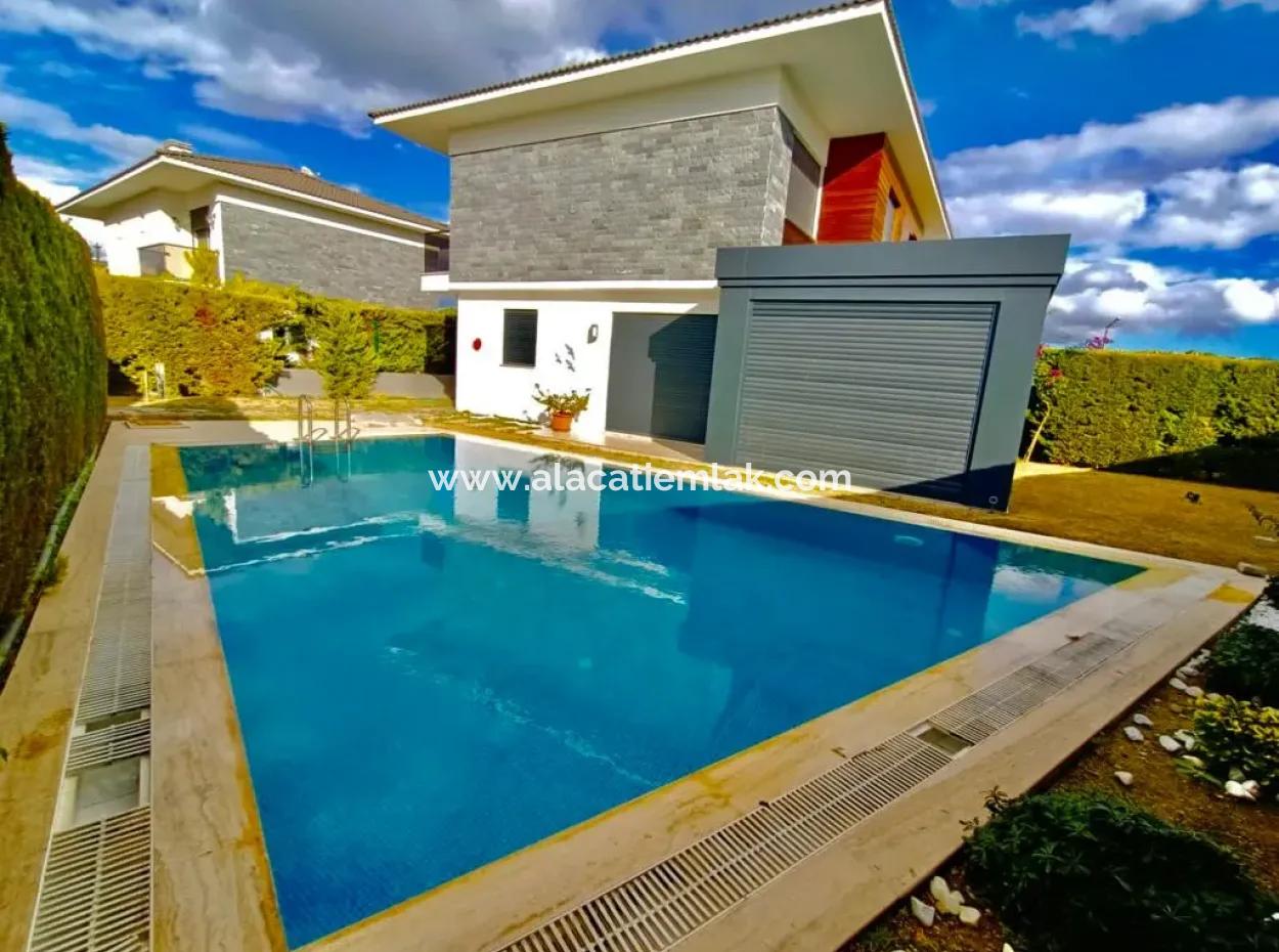 Villa For Sale In Cesme
