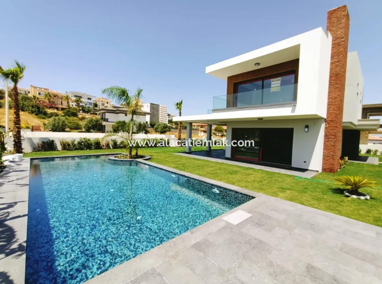 Villa For Sale In Cesme