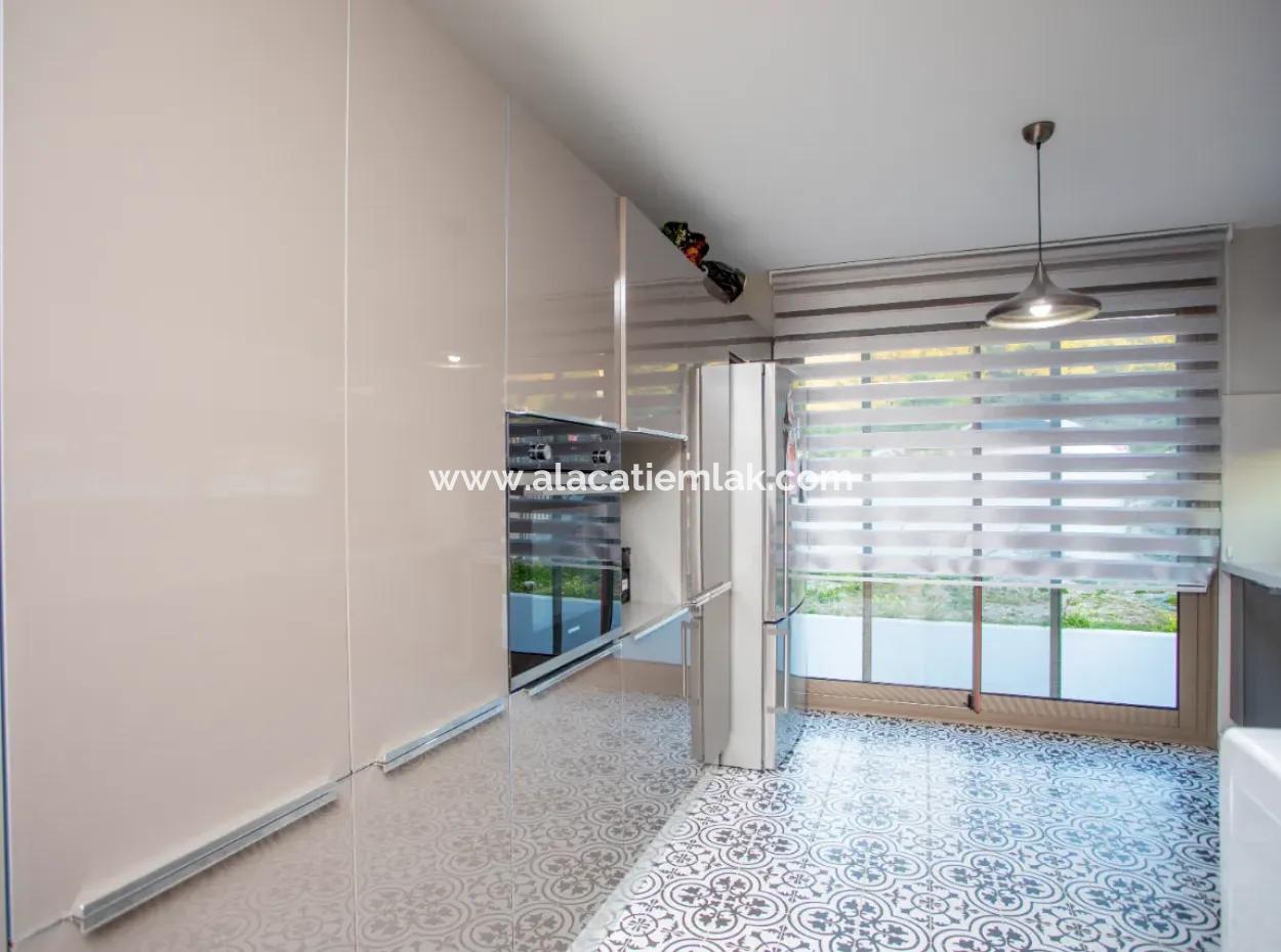 Seasonal Rental Villa With Pool Close To Cesme Ayayorgi