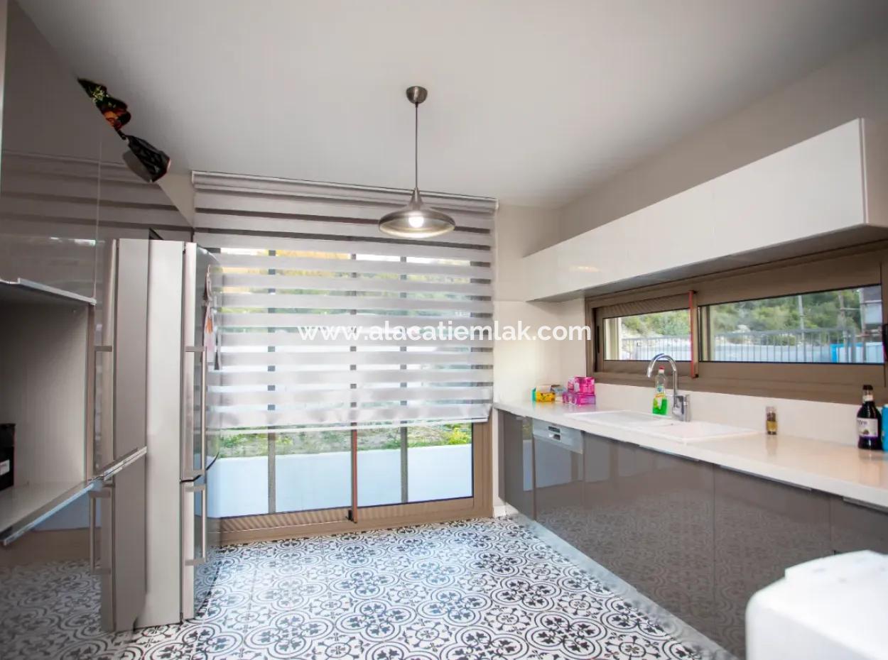 Seasonal Rental Villa With Pool Close To Cesme Ayayorgi