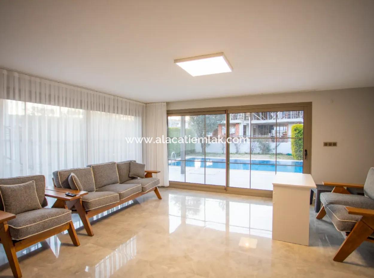 Seasonal Rental Villa With Pool Close To Cesme Ayayorgi