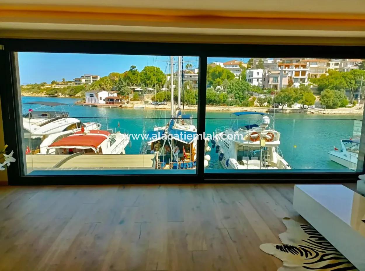 Double Double Apartment With Zero Sea View In Cesme Dalyan