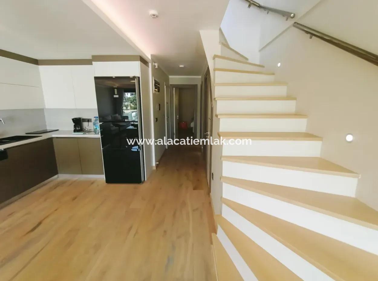 Double Double Apartment With Zero Sea View In Cesme Dalyan