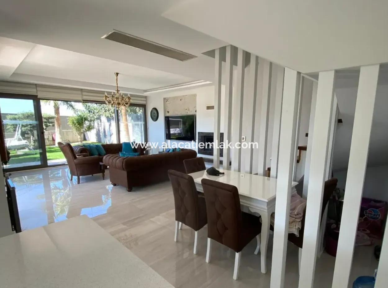 Luxury Villa In Alacati