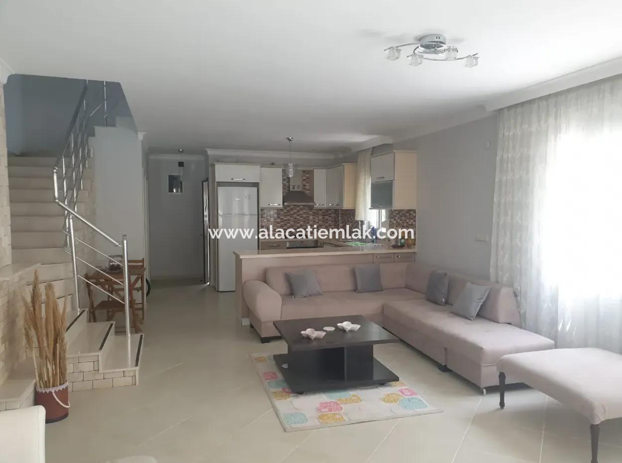 Alacati Çamlik Road Monthly Rental Pool 4 1 Villa