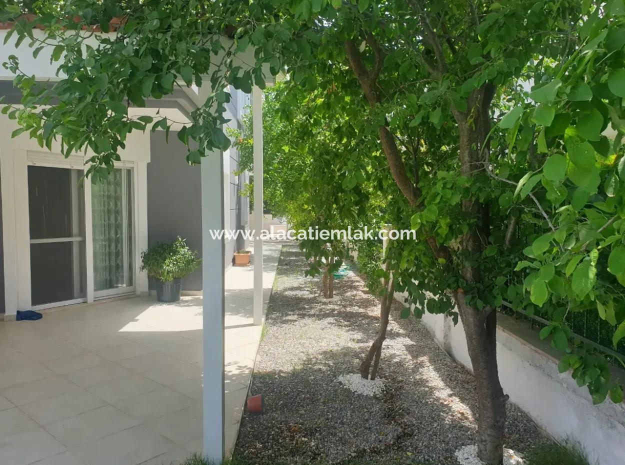 Alacati Çamlik Road Monthly Rental Pool 4 1 Villa