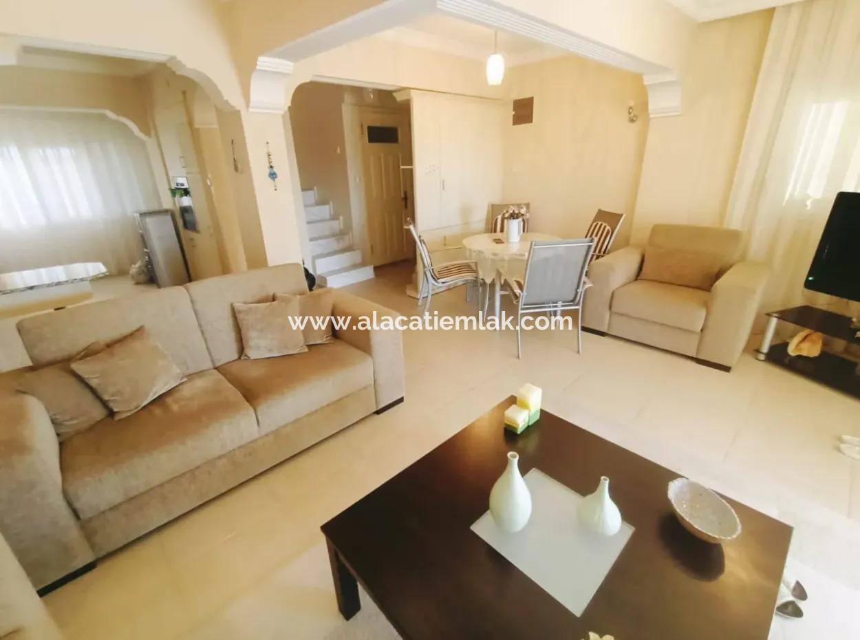 Çeşme'de Deniz Görür For Sale 3 1 Fully Detached Villa