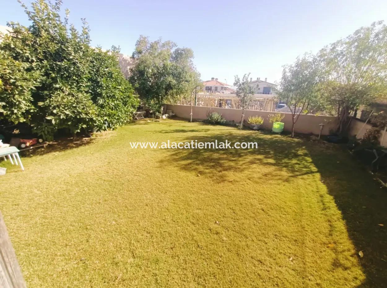 Çeşme'de Deniz Görür For Sale 3 1 Fully Detached Villa