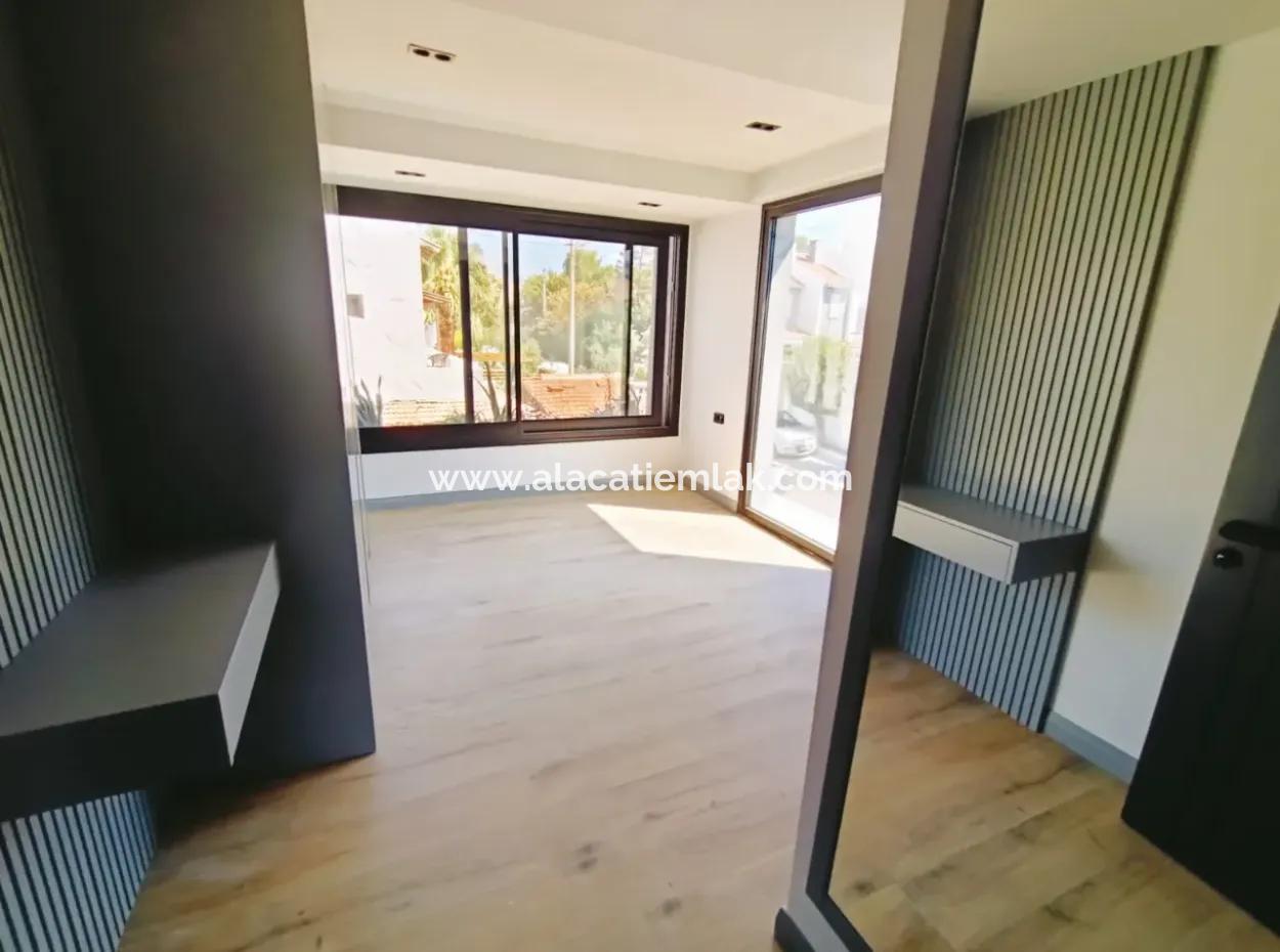 Zero Villa With Single Detached Pool For Sale In Çeşme Alacati
