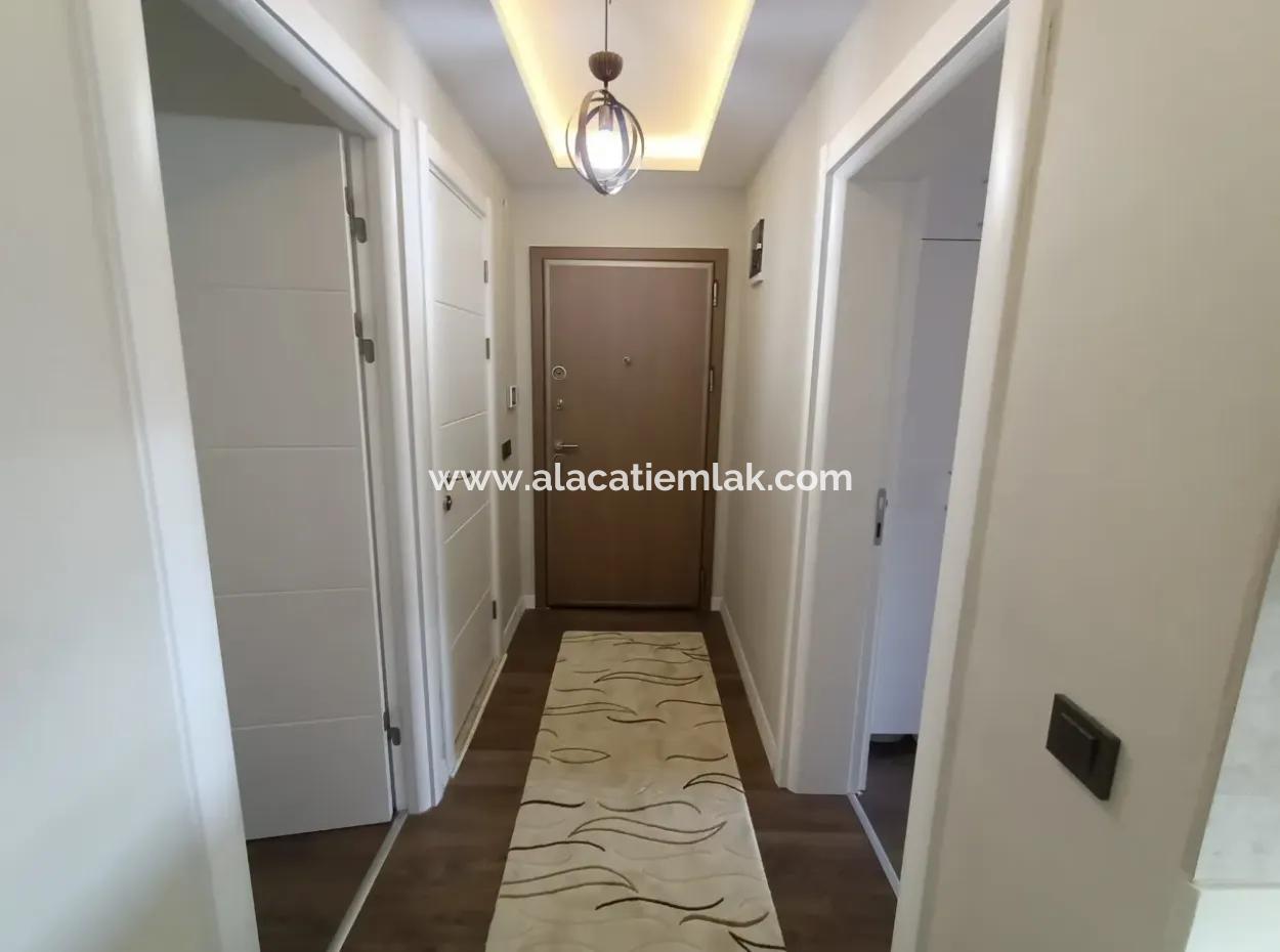 Spacious Apartment With Full Furnishment For Seasonal Rent In The Center Of Cesme 2 1