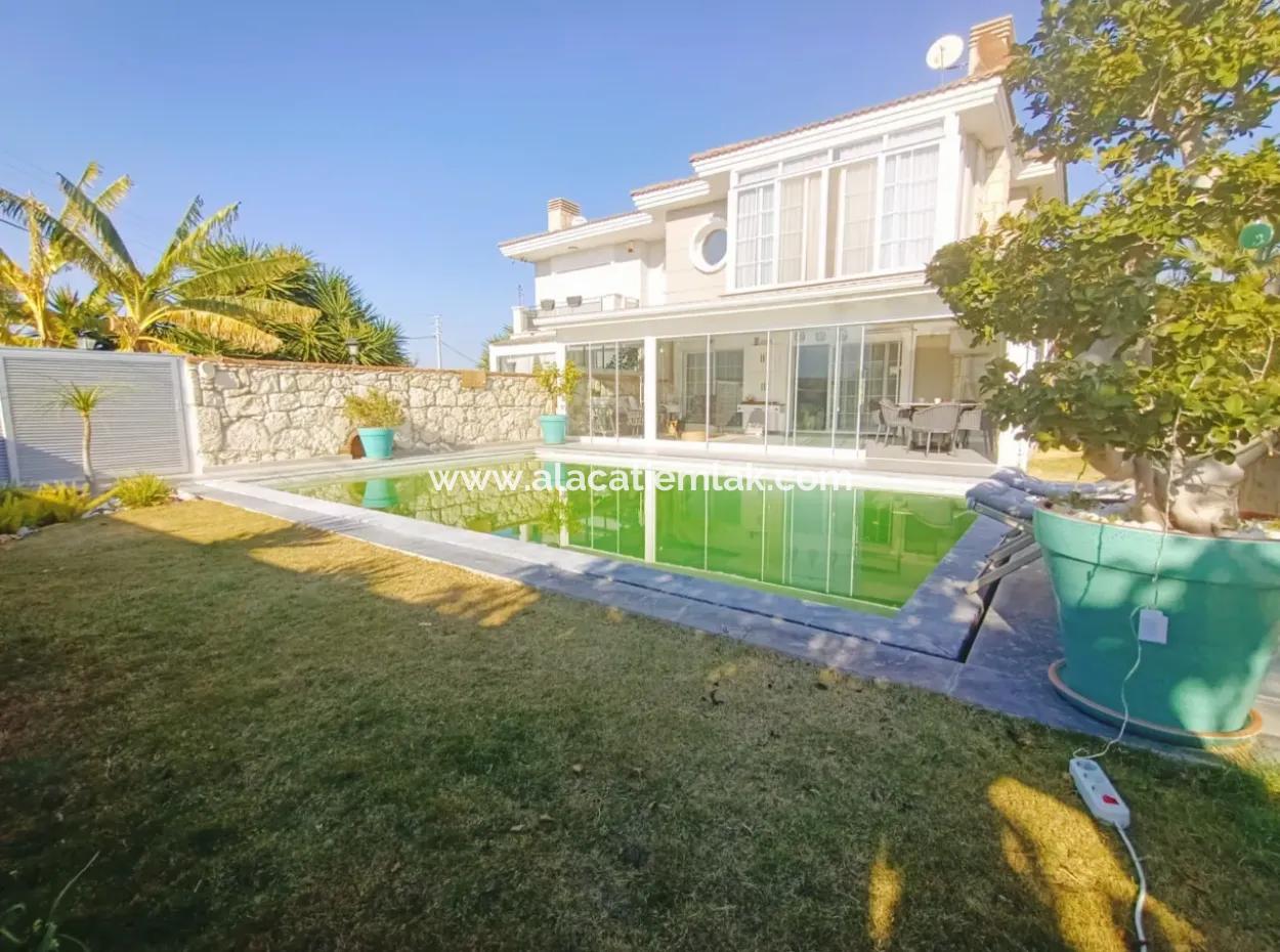 Villa With Detached Pool For Sale In Çeşme Alacati