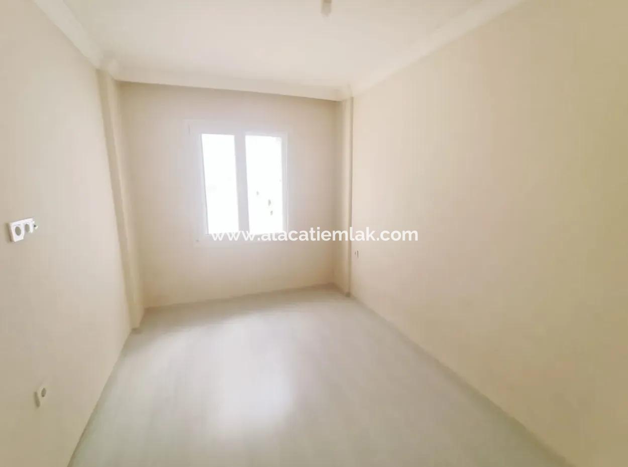 Çeşme Center 2 1 Kaçmaz Opportunity Apartment For Sale