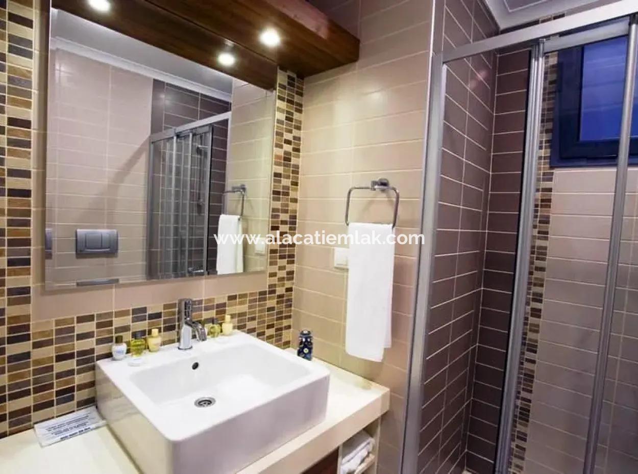 Residence Apartment With Pool For Monthly Rent In Cesme Center