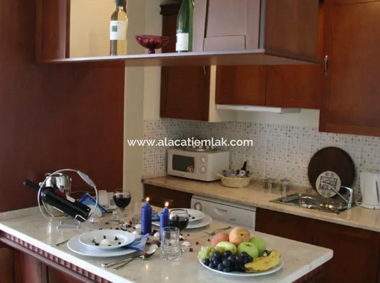 Çeşme Ilicada Seasonal Rental Seafront 1 1 Residence Apartment