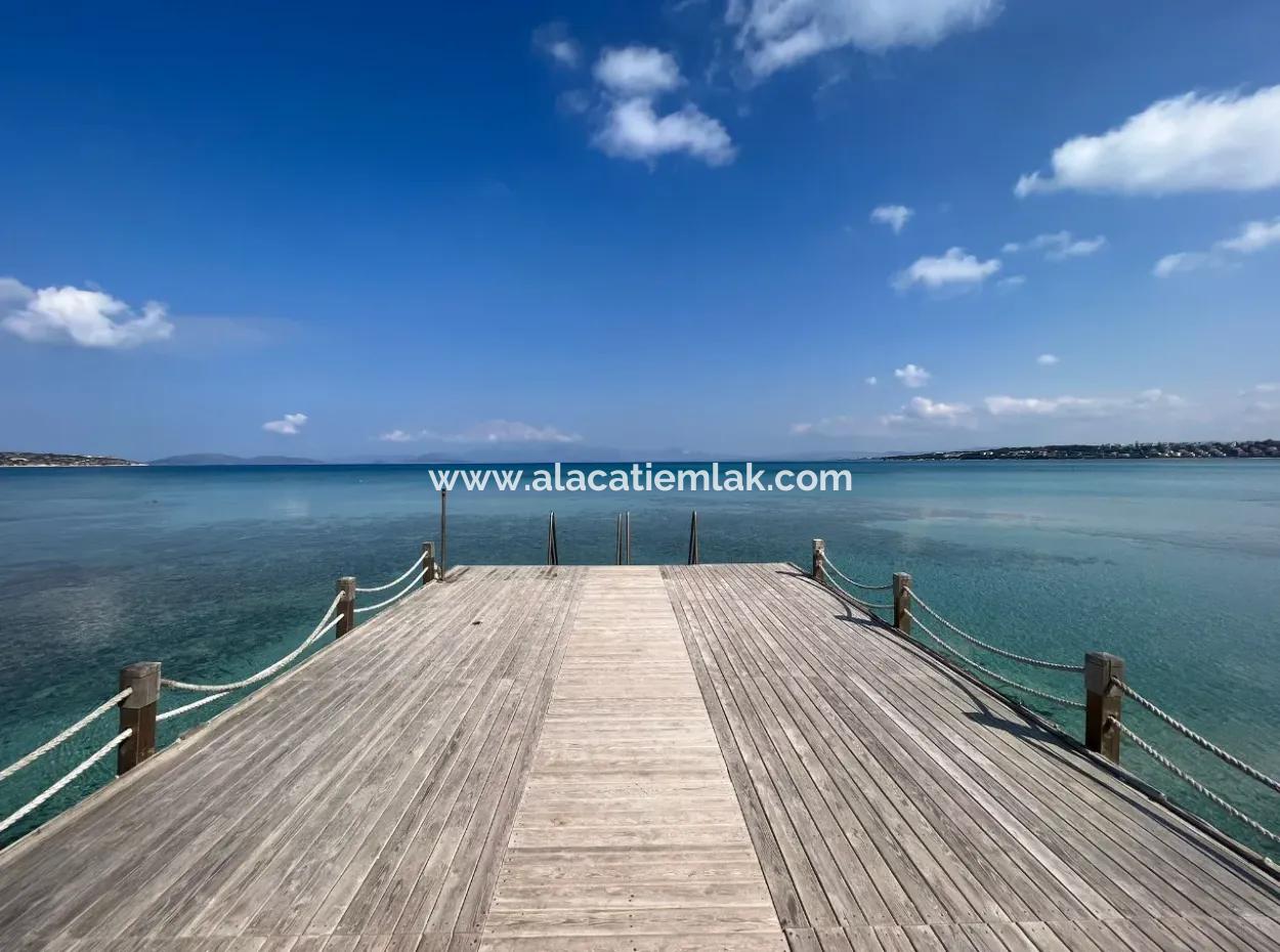 Sea Front Seasonal Rent Ground Floor Apartment In Çeşme Boyalik