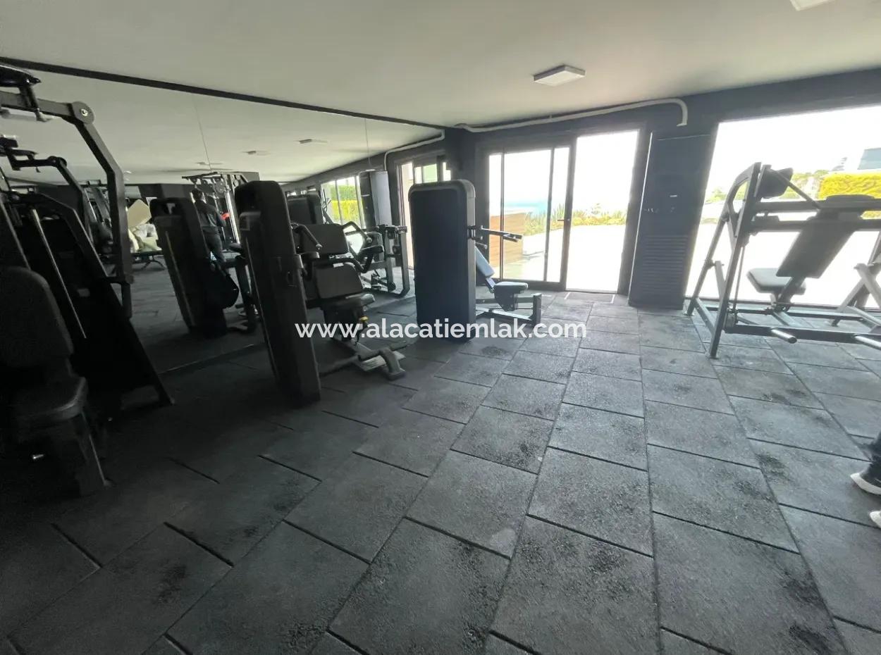 Deniz Manz In Çeşme Ayasaranda Deposit. Garden For Sale 1 1 Apartment