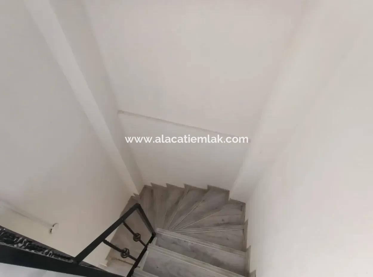 Villa With Shared Pool For Seasonal Rent In Çeşme Pashalimani