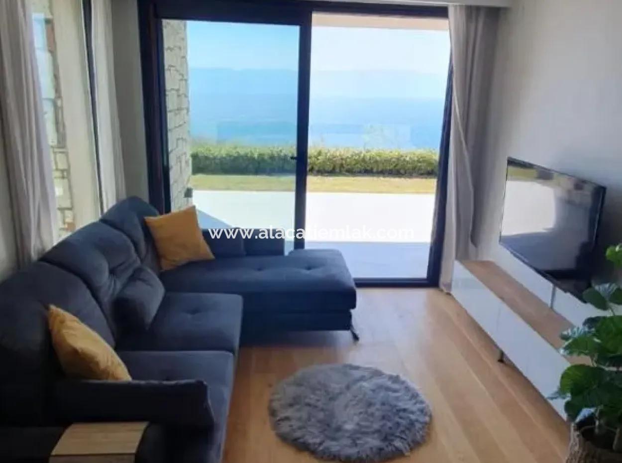 Full Sea Manz At Çeşme Ayasaranda. Monthly Rent 1 1 Residence Apartment