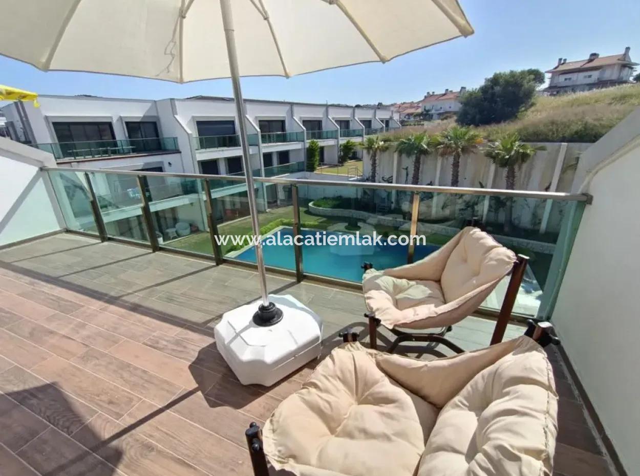 1 1 Residence Apartment With Pool For Monthly Rent In Çeşme Dalyan