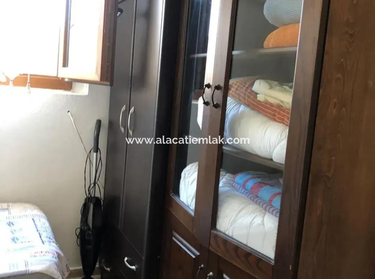 Seasonal Rent Large 2 1 Garden Floor Apartment In Cesme Center