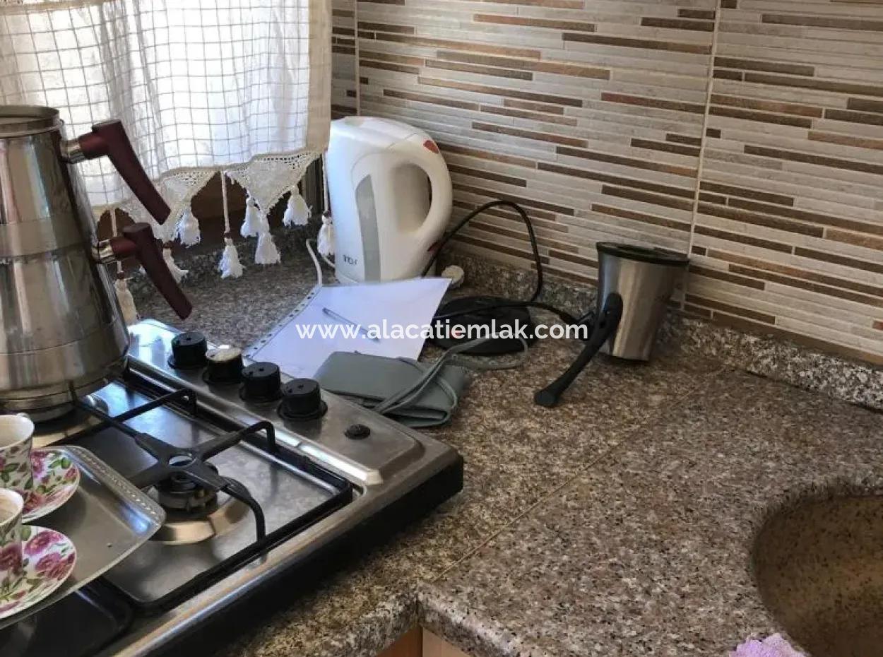 Seasonal Rent Large 2 1 Garden Floor Apartment In Cesme Center