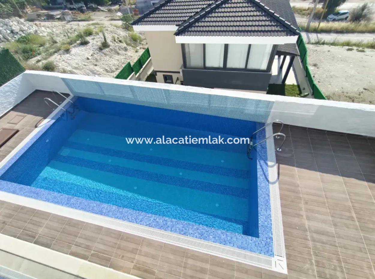 6 2 2 Twin Villas With Detached Pool For Sale In Cesme