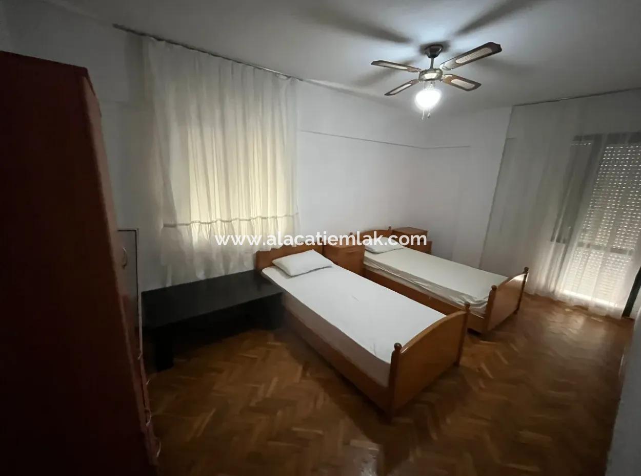 Çeşme Ilica To The Sea 200 M. Seasonal Rent 3 1 Villa