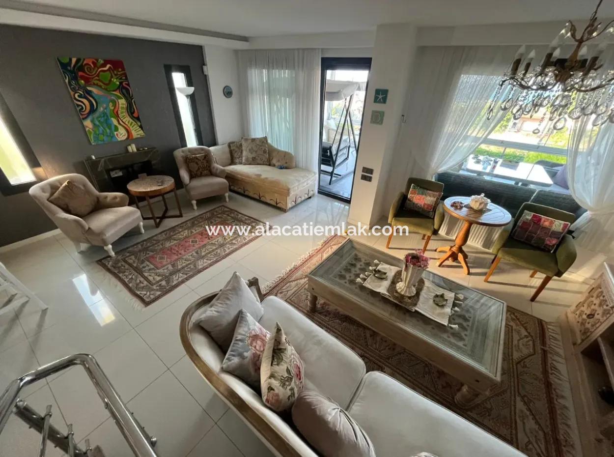 Çeşme Paint Ridges For Annual Rent 4 2 Detached Villas