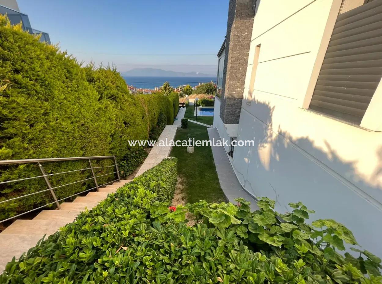 Çeşme Paint Ridges For Annual Rent 4 2 Detached Villas