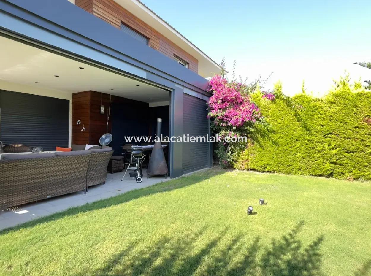 Villa For Sale In Cesme